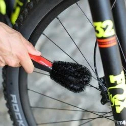 Brosse Zefal ZB Twist - Nettoyage Pédalier/Rayons/Freins à Disque -Promos VTT Magasin brosse zefal zb twist p image 91808 grande