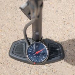 Pompe à Pieds BBB AirWave Noir 9Bars BFP-20 -Promos VTT Magasin pompe a pieds bbb airwave noir 9bars bfp 20 p image 96894 grande