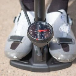 Pompe à Pieds BBB AirWave Noir 9Bars BFP-20 -Promos VTT Magasin pompe a pieds bbb airwave noir 9bars bfp 20 p image 96895 grande